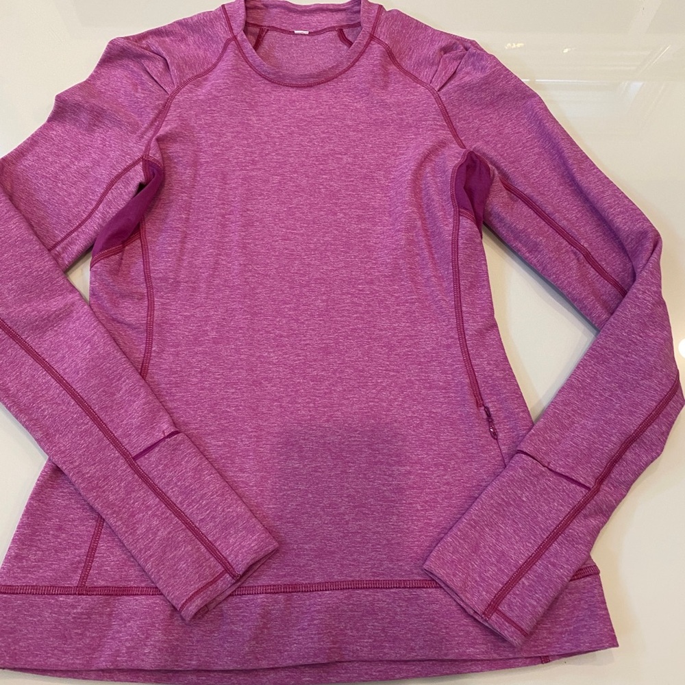 Lululemon top